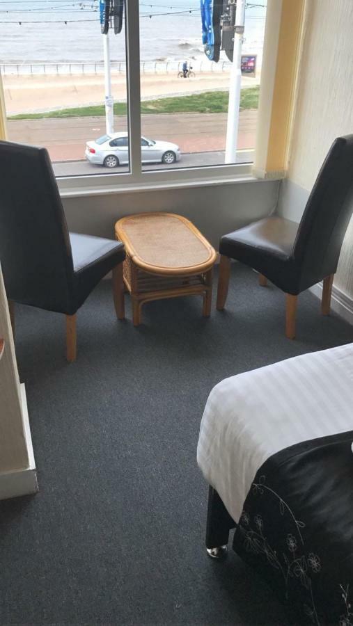 بلاكبول Coastal Roomz المظهر الخارجي الصورة